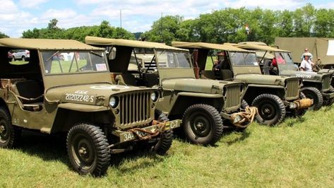 Army Surplus Vehicles, Us Army Trucks, Military Surplus Store, Army Surplus Store, Mini Trucks 4x4, Army Jeep, Cb Antenna, Go Cart, Willys Wagon