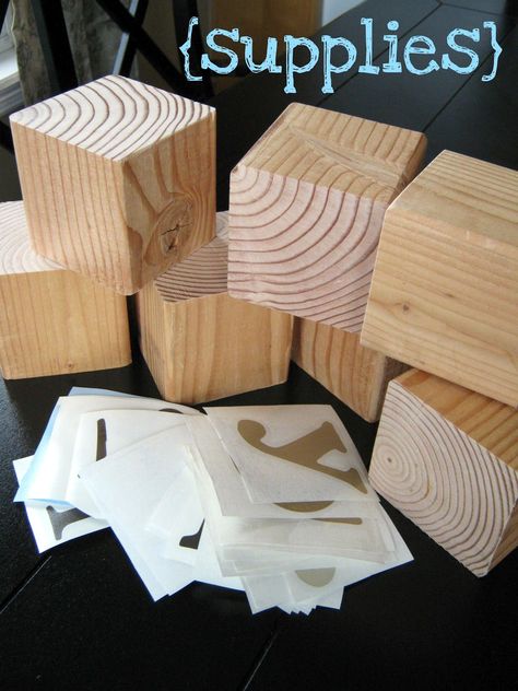 Wood Blocks Craft DIY You can spell several words with just one set of 7 blocks! Kids Woodworking, Kerajinan Diy, Wood Block Crafts, Block Craft, Sell Diy, Diy Holz, Wood Christmas, Craft Tutorial, Into The Woods