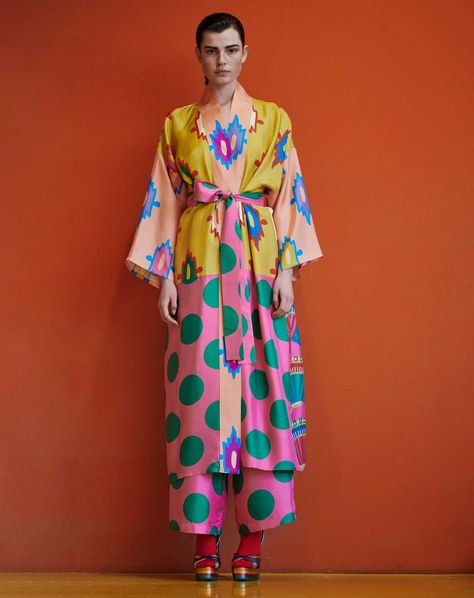 Color Trends Fashion, Silk Outfit, Manish, Mode Inspiration, Kimono Fashion, Kimonos, Anarkali, Autumn And Winter, Fashion Prints