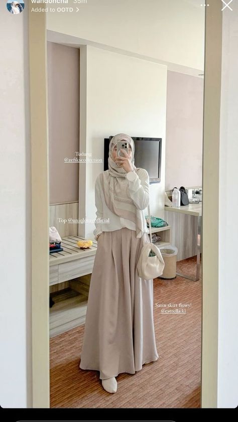 #racunshopee #ootdideas #fashioninspiration #outfitinspirations #stylepost #outfits #inspirasiootdberhijab #outfitideas #outfitdetails #stylinginspo Ootd Hijab Syari Casual, Ootd Syari Casual, Modest Hijabi Outfits Casual, Ootd Hijab Skirt, Outfit Hijab Casual Rok, Style Kemeja, Islamic Modest Fashion, Fashion Muslimah, Muslimah Fashion Casual