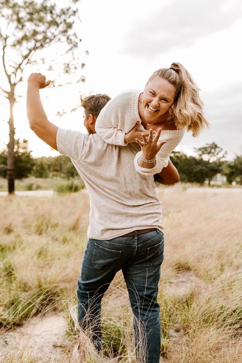 Fun Couples Shoots, Couple Photoshoot Poses Engagement, May Engagement Pictures, Over The Shoulder Engagement Photo, Goofy Engagement Photos Funny, Engagement Photo Must Haves, Cute Engagement Pictures Ideas, Engagement Photoshoot Ideas Casual, Engagement Photo Session Poses