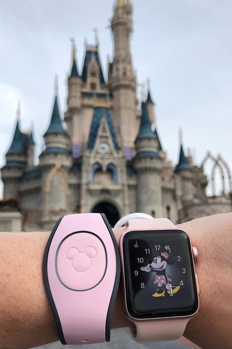 Disney Bands, Disney Parque, Disney Time, Disney Magic Bands, Disney Photo Ideas, Disney World Pictures, Disney Watches, Millennial Pink, Disney Orlando