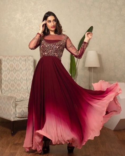 Double Shaded Gowns, Double Shaded Long Frocks, Plain Anarkali, Frock Designs For Women, Kerala Engagement Dress, Gown Saree, Ombré Dress, Long Anarkali, Gown Party Wear