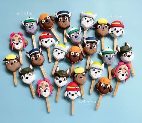 Puppies, lots of puppies! Paw Patrol Cakesicles!! This was so much fun to make 💕 . . . #sweetendingsylulu #cakesiclesbylulu #sweettreats… Paw Patrol Cakesicles, Lots Of Puppies, Cake Sicles, Cakesicles Ideas, Birthday Cakes For Boys, Paw Patrol Stickers, Ice Cream Cake Pops, Cake Popsicles, Paw Patrol Birthday Theme