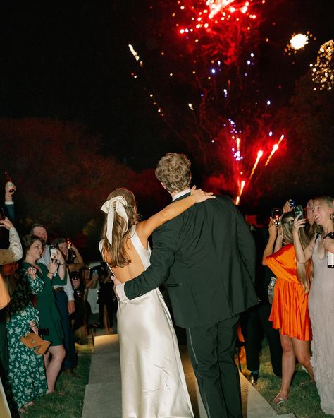 the great american wedding scene ✨🍾 happy fourth babes!! ❤️ Fourth Of July Wedding, 4th Of July Wedding, July Wedding, Wedding Scene, American Wedding, Wedding Bells, Fourth Of July, Weddings, On Instagram