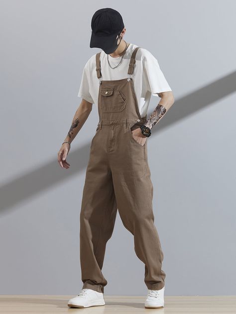 Marrón  Collar  Mezclilla Liso Pantalones de tira Embellished No-Elástico Dungarees For Men, Brown Overalls Outfits Men, Dungarees Outfit Men, Dungaree Men, Men Overalls Outfits, Jumpsuit Outfit Men, Mens Fashion Jumpsuit, Mens Overalls Outfits, Overalls Outfit Men