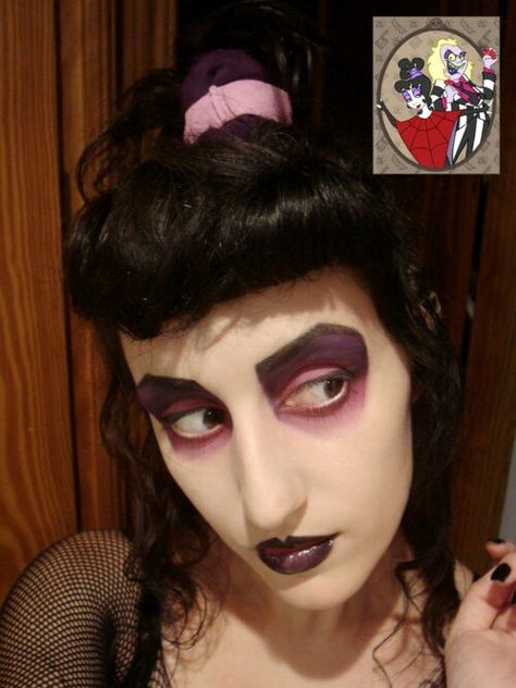 Lydia deetz makeup Lydia Deetz Makeup, Halloween Hair Styles, Bold Brows Makeup, Beetlejuice Cartoon, Cartoon Makeup, Gorgeous Wedding Makeup, Makeup Photos, Lydia Deetz, Makeup Face Charts