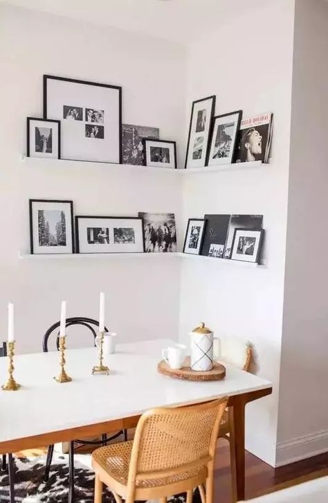 corner gallery wall Art Gallery Wall Dining Room, Corner Photo Gallery Wall, Black And White Gallery Wall, Corner Gallery Wall, Stairway Gallery Wall, White Gallery Wall, Dining Room Gallery Wall, Photo Gallery Wall, Black Round Table