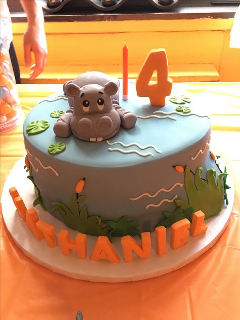 Cute Hippo Cake! Hippopotamus Cake Ideas, Hippo Birthday Cake, Hippo Cake, Hippo Birthday, Safari Cake, Cow Cakes, Cupcake Decor, Safari Cakes, 3rd Birthday Cakes