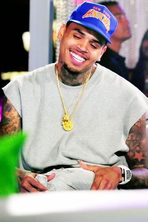 Chris Brown Aesthetic, Chris Brown Photos, Chris Brown Art, Chris Brown Photoshoot, Chris Brown Style, Chris Brown Wallpaper, Chris Brown Pictures, Chris Brown Videos, Chris B