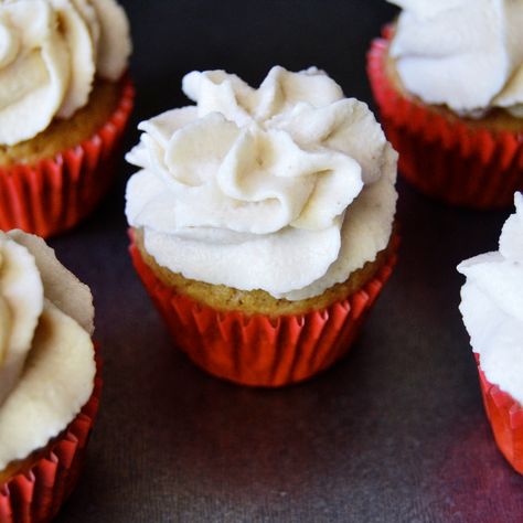 Gingerbread Pupcakes With Honey Cream Cheese Frosting - Pupcake Sugar Honey Cream Cheese, Gingerbread Cupcakes, Honey Cream, Dog Cupcakes, Cupcake Mix, Dog Biscuit Recipes, Pumpkin Spice Cake, Cream Cheese Frosting Recipe, There She Goes