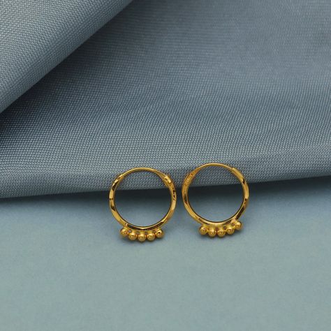 Discover the allure of Handmade Gold Jewelry at https://morvijewels.etsy.com/   Get a dazzling 25% off on all our 22k and 18k gold pieces. Don't miss out on this limited-time offer. Shop now and embrace the radiance of gold! Pure Handmade Beautiful yellow gold Hoop Bali earrings  Gold Purity- 22k yellow Gold Full Length - 1.3 cm Full Width - 1.2 cm Click here  https://morvijewels.etsy.com/    to get more discount and offers Happy to take wholesale bulk orders. Bali Earrings Gold, Indian Gold Earrings, Earrings Huggies, Bali Earrings, Ear Chain, Handmade Gold Jewellery, Gold Earrings For Women, Women Christmas, Gold Piece