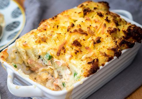 Fish Pie, Tasty Pasta, Hearty Stews, Food O, Creamy Mashed Potatoes, Easy Dishes, Batch Cooking, Fish Dishes, Classic Food