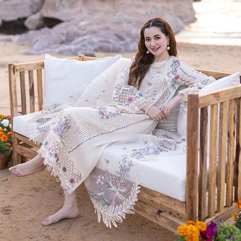 Sahil Kinare Luxury Lawn @qalamkar_ @haniaheheofficial 𝐀𝐯𝐚𝐢𝐥𝐚𝐛𝐥𝐞 𝐚𝐭 𝐀𝐚𝐫𝐳𝐮.𝐜𝐨 • 𝐅𝐫𝐞𝐞 𝐒𝐡𝐢𝐩𝐩𝐢𝐧𝐠 & 𝐂𝐎𝐃 Order online at www.aarzu.co✨️ Free Shipping & Cash on Delivery in India. 100% Original Products | Authenticity Guaranteed . . . . . . . . . #qalamkar #luxurylawn #pakistanifashion #haniaamir #luxurylawn #unstitched . . . . . . . . . . . . . . . . . . . . . . . . . . . . . . . . . . . . . . . . . . . . . . . . . . . . . . Pakistani dresses , Unstitched Lawn suit, Trending ,Lawn suit ,Pakist... Suit Pakistani, Hania Amir, Pakistani Suit, Lawn Suit, Indian Photoshoot, Trendy Fashion Tops, Online Shopping India, Lawn Suits, Pakistani Suits