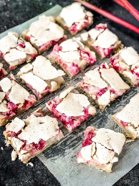 Rhubarb Meringue Pie, Rhubarb Dream Bars, Rhubarb Custard Pies, Rhubarb Bars, Shortbread Cookie Crust, Fresh Rhubarb, Rhubarb Custard, Rhubarb Desserts, Dream Bars