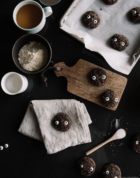 totoro soot sprite chocolate sparkle cookies recipe Allergy Friendly Christmas Cookies, Sparkle Cookies, Festive Cookie Recipes, Gluten Free Christmas Cookies, Soot Sprite, Christmas Cookie Recipes, Gluten Free Christmas, Festive Cookies, Chocolate Nuts