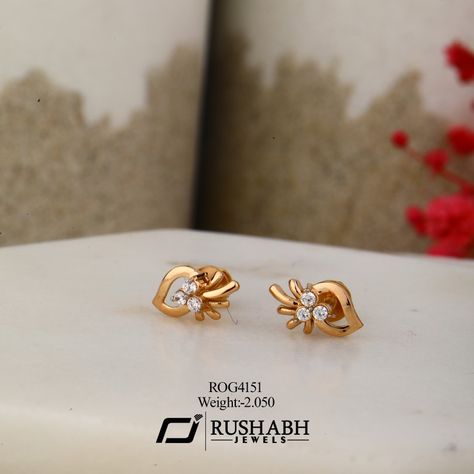 Rushabh Jewels's offers a huge selection of Rose Gold, Yellow Gold & Diamond for Men's, women's & Baby collection. Visit our store in Ahmedabad to checkout more. Single Stone Studs Earrings Gold India, Ear Studs Indian Gold For Women, Ear Rings For Women In Gold, Gold Daily Wear Earrings, Studs Earrings Gold India, Gold Earrings Studs Simple, Ear Rings For Women, Studs Earrings Gold, Daily Wear Earrings