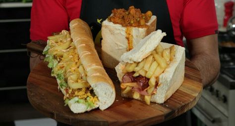 the iconic South African Kota, Bunny Chow and Gatsby Bunny Chow, West African Food, Snack Shop, African Recipes, Sweet Chilli Sauce, South African Recipes, Sweet Chilli, Dog Recipes, African Food