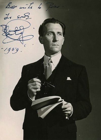 Famous Signatures, Famous Autographs, Hollywood Monsters, Hammer Horror Films, Hammer Horror, Gothic Books, Dark Circus, Peter Cushing, Christopher Lee