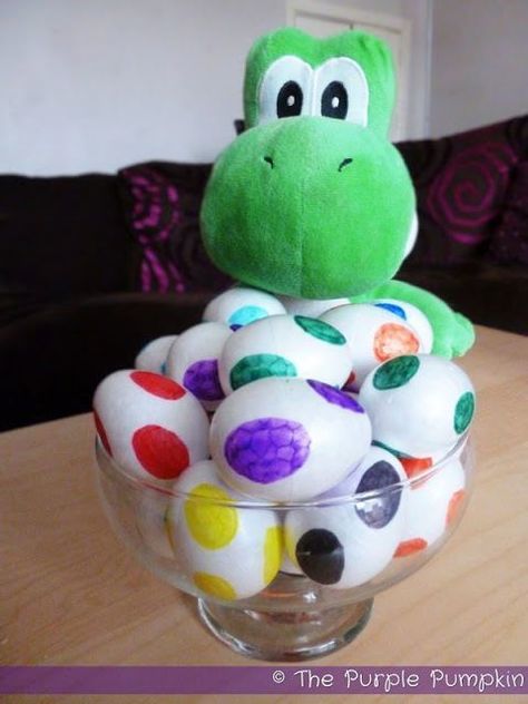 Yoshi Eggs, Mario Bros Birthday Party Ideas, Nintendo Party, Super Mario Bros Birthday Party, Super Mario Bros Party, Video Games Birthday Party, Mario Bros Birthday, Mario Bros Party, Super Mario Birthday Party