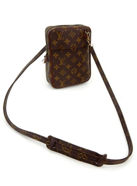 Louis Vuitton Danube Monogram Crossbody Bag - $ 1.400,00 Louis Vuitton Crossbody, Vintage Bag, Vintage Bags, Louis Vuitton Bag, Louis Vuitton Monogram, Crossbody Bag, Bag Accessories, Louis Vuitton, Monogram