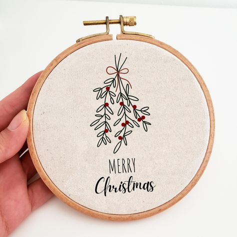 Mistletoe Embroidery Pattern Christmas Ornament PDF Pattern - Etsy Mistletoe Embroidery Patterns, Embroidery Mistletoe, Embroidery Pattern Templates, Mistletoe Embroidery, Christmas Embroidery Hoop, Merry Christmas Embroidery, Christmas Embroidery Patterns, Xmas Decor, Christmas Embroidery