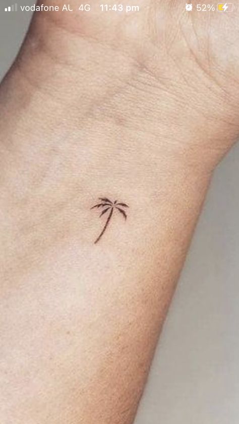 Simple Tattoos Beach, Minimalist Tropical Tattoo, Tiny Hawaiian Tattoos, Cute Beachy Tattoos, Beach Small Tattoos, Palm Tree Finger Tattoo, Benidorm Tattoo, Small Florida Tattoo, Tiny Starfish Tattoo