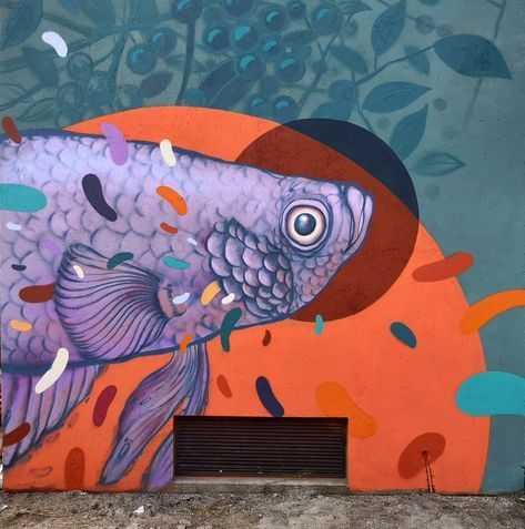 Fish Mural Art, Murals Street Art Creative, Fish Graffiti, Street Murals Graffiti, Bird Street Art, Fish Mural, Bird Mural, Mural Stencil, Graffiti Murals