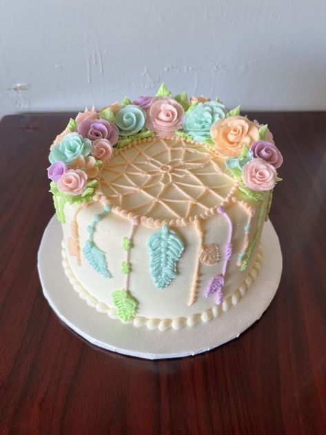 Dreamcatcher Birthday Cake, Dream Catcher Cake, Coral Cake, Buttercream Roses, Unique Cakes, Floral Cake, 9th Birthday, Spring Floral, Butter Cream