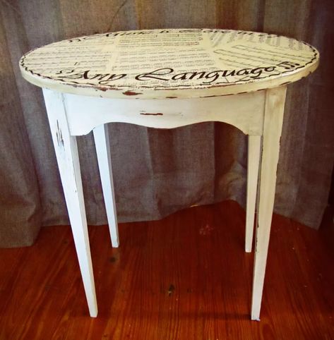 10 Unique Ways to Update a Table With Decoupage A Christmas Carol Themes, Small Side Tables, Old Tables, Small End Table, Diy Decoupage, Decoupage Projects, Old Table, Furniture Painting Techniques, Decoupage Furniture