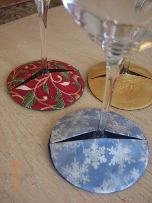 Wine Glass Coasters How To Make, Wine Glass Slippers Patterns, Wine Glass Cozy, Christmas Craft Fair, Christmas Sewing Projects, Glass Slippers, Wine Coasters, Glass Coaster, Small Sewing Projects