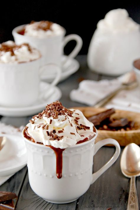 Chocolate Tequila, Spiced Hot Chocolate, Italian Hot Chocolate, Chicory Recipe, Hot Chocolate Recipe, Mexican Hot Chocolate, Chocolate Recipe, Holiday Foods, Chocolate Caliente