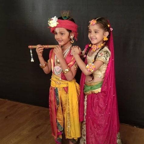 Kids Radha Look, Radha Girl Dress, Krishna Look For Kids, Radha Getup For Kids, Sumellika Pics, Krishna Outfit, Radha Dress, Krishna Ashtami, Floral Blouse Designs