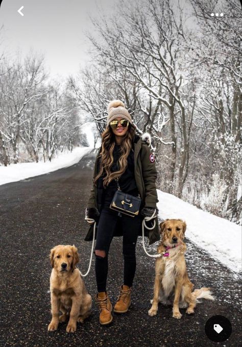 Timberland Boots Women Outfit, Timberland Outfits Women, Dog Walking Outfit, Parka Outfit, Goose Clothes, Timberland Boots Outfit, Timberland Outfits, Outfit 2020, Timberland Boots Women