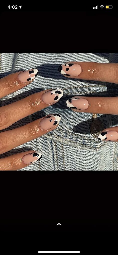 Short Rounded Acrylic Nails, Sqaure Nails, Country Acrylic Nails, Rodeo Nails, Almond Nails Pink, Rounded Acrylic Nails, Cute Cow Print, Cowboy Nails, Western Nails