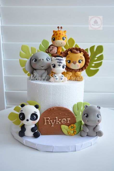 PeggySweetCreations - Etsy Canada Jungle Animal Cake, Cake Toppers Fondant, Animal Cake Toppers, Safari Birthday Party Decorations, Farm Animal Cakes, Jungle Cake, Safari Cakes, Fondant Animals, Fondant Cake Toppers