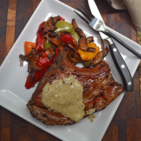 Bourbon Mustard, Pork Chop Sauce, Knob Creek, Bourbon Sauce, Grilled Pork Chops, Romantic Dinner Recipes, Mustard Sauce, Beef Short Ribs, Clean Grill