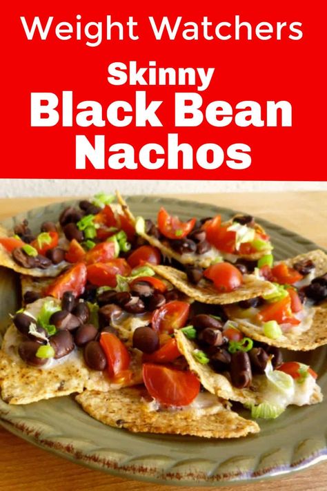 Vegetarian Appetizer Recipes, Bean Nachos Recipe, Black Bean Nachos, Weight Watchers Vegetarian, Cheese Nachos, Bean Nachos, Vegetarian Appetizer, Nachos Recipe Easy, Appetizer Menu