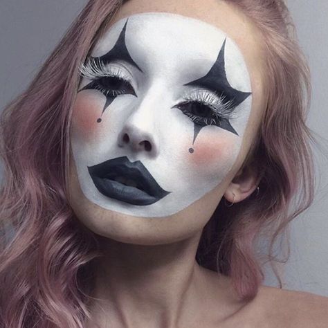 Jester Makeup, The Court Jester, Black And White Clown, Clown Face Paint, Cute Clown Makeup, Circus Makeup, Mime Makeup, Scary Clown Makeup, Funky Makeup