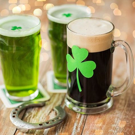 Bar Crawl Ideas, Bar Crawl Bingo, Pub Crawl Bingo, Pub Crawl Challenges, St Patricks Day Beer, Bar Crawl, Irish Saints, Pub Crawl, Paddys Day