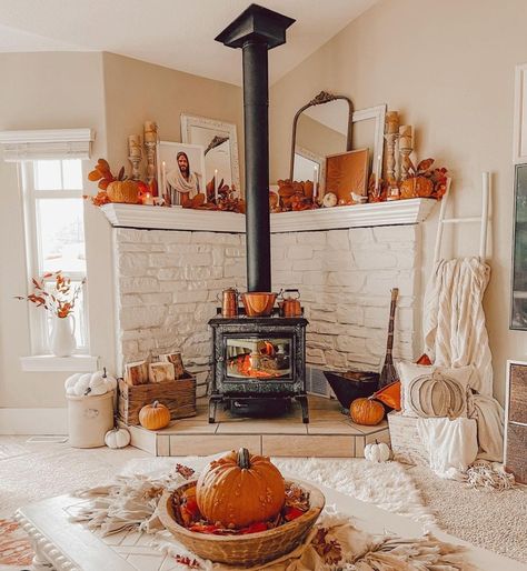 Fall Mantles Ideas, Free Standing Wood Stove, Wood Burning Stove Corner, Corner Wood Stove, Wood Stove Surround, Hearth Ideas, Corner Stove, Stove Decor, Wood Stove Hearth