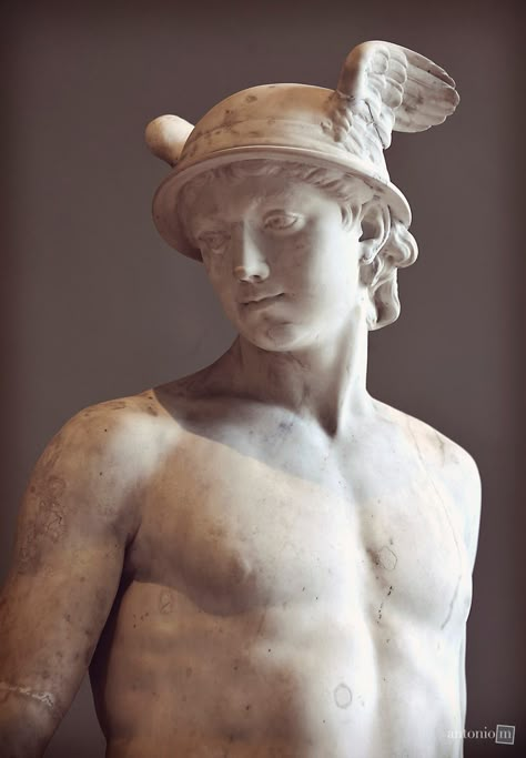 Hermes Mythology, Hermes Statue, Greek Mythology Statue, Classical Greece, Ancient Greek Sculpture, Greek Statues, Roman Gods, Ancient Greek Art, Roman Sculpture