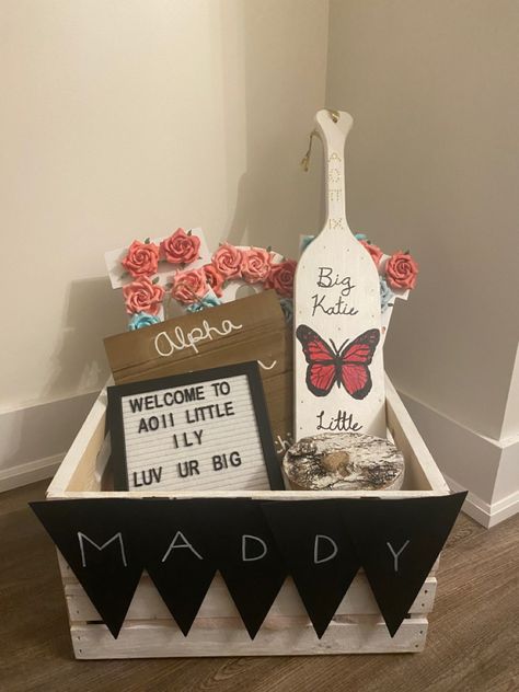 Aoii paddle sorority Aoii Paddle, Big Lil Gifts, Paddle Sorority, Big Little Basket, Sorority Paddles, Big Lil, Big Little, Sorority, Gifts