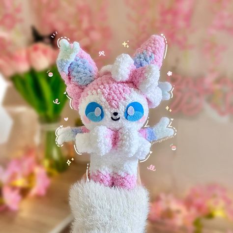 ⋆𐙚₊ Tester Call ꒰ closed ꒱ ⊹♡ Testers have contacted! 🎀 If you weren’t chosen, don’t be discouraged! I plan to hold tester calls for the rest of the eeveelutions so there will be plenty more opportunities! Pattern release date is tentatively set for ~3 weeks from now! • • • Happy Sylveon Day!! 🎀 I’m looking for 8 crocheters to test my Sylveon pattern! This is an advance beginner-immediate level crochet pattern that requires joining four legs, color changing, sewing, & working with felt. P... Sylveon Crochet Pattern, Crochet Sylveon, Crochet Plushies Pokemon, Crochet Vaporeon, Easy Crochet Animals, Sewing Stuffed Animals, Kawaii Aesthetic, Fun Crochet Projects, Crochet Patterns For Beginners