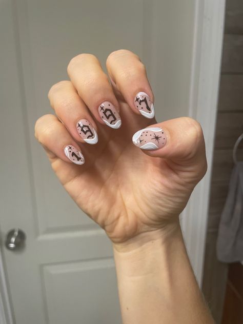 1997 birthyear nails white, pink, black Birthday Oval Nails, 1997 Nails, 1997 Birthday, 1995 Birthday, Nails White, Oval Nails, Birthday Nails, White Nails, Nail Inspo