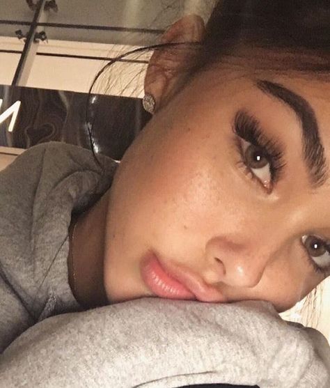 @camerondallas followed you on instagram. highest ranking: #2 in fan… #fanfic # Fanfic # amreading # books # wattpad Beer For Hair, Madison Beer Style, Madison Beer Outfits, Beer Outfit, Makeup For Teens, Models Makeup, Madison Beer, Makeup Inspo, Pretty Face