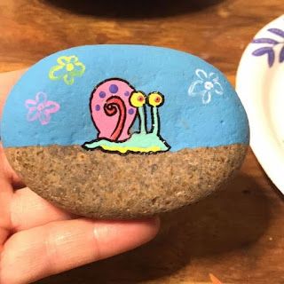 30 Creative Ideas for Making Painted Rocks | #rock #painting #ideas #diyrocks | ARA HOME Posca Marker, Diy Rock Art, Art Painting Tools, Stone Art Painting, Painted Rocks Kids, Tanah Liat, صفحات التلوين, Painted Rocks Craft, Painted Rocks Diy