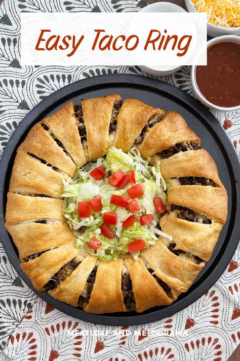 Baked Taco Ring, Recipe With Crescent Rolls, Taco Ring Recipe, Italian Meatloaf Recipes, Taco Ring, Italian Meatloaf, Homemade Appetizer, Easy Main Dishes, Crescent Roll Recipes