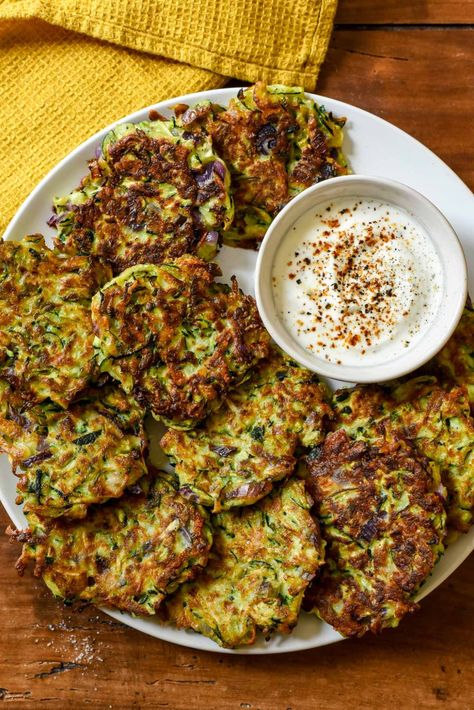 Courgette Fritter, French Appetizers, Classic Savory, Recipes French, Zucchini Fritters, Gruyere Cheese, French Cooking, Most Popular Recipes, Zucchini Recipes