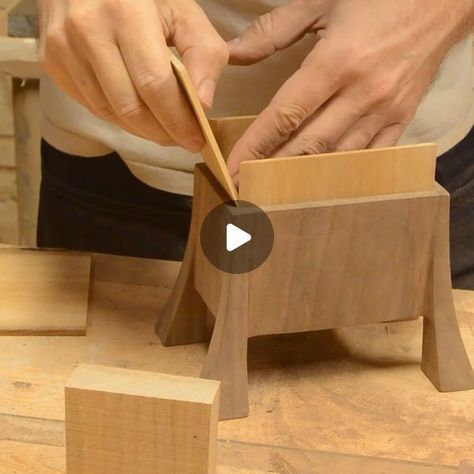 Diy Bandsaw, Bandsaw Projects, Bandsaw Boxes, Bandsaw Box, Wood Toys Plans, Carpentry Projects, Tool Band, Pear Wood, Woodworking Ideas